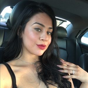 Meet your Posher, Giselle